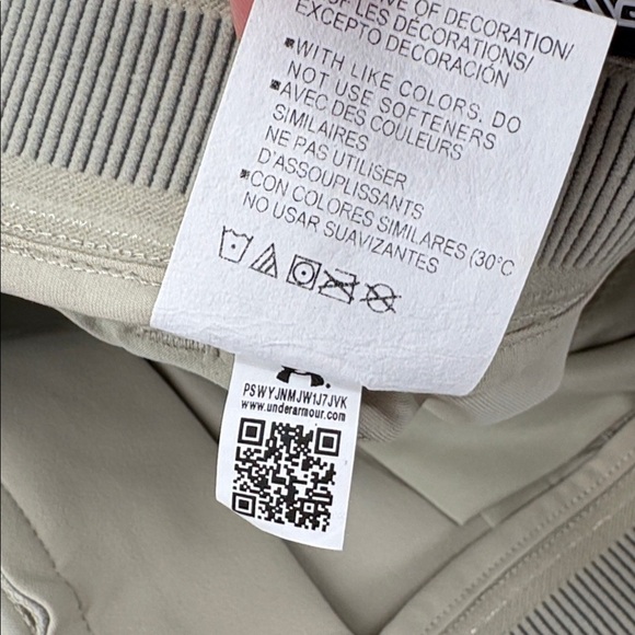 Under Armour Men’s ISO-CHILL Tapered Khaki Pants 40/32 New - Picture 9 of 16
